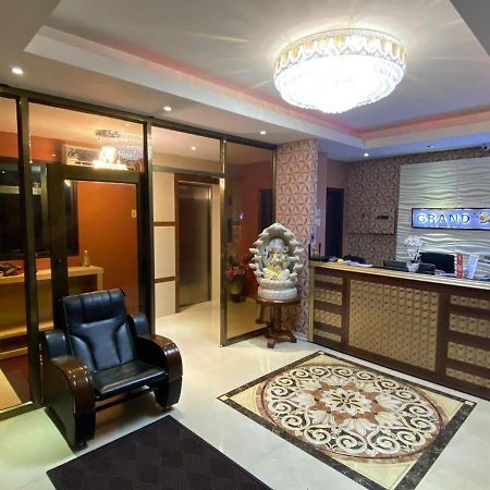 Grand Diamond Hotel Trinidad Piarco ภายนอก รูปภาพ