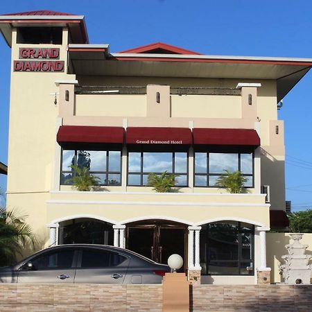 Grand Diamond Hotel Trinidad Piarco ภายนอก รูปภาพ