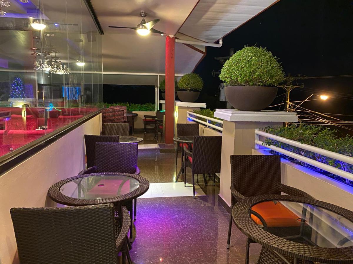 Grand Diamond Hotel Trinidad Piarco ภายนอก รูปภาพ