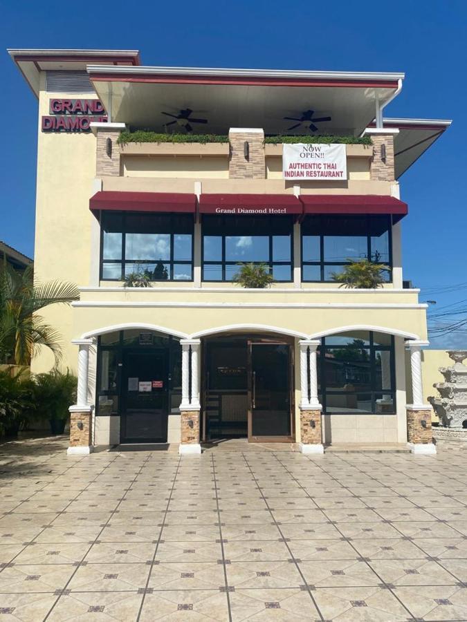 Grand Diamond Hotel Trinidad Piarco ภายนอก รูปภาพ