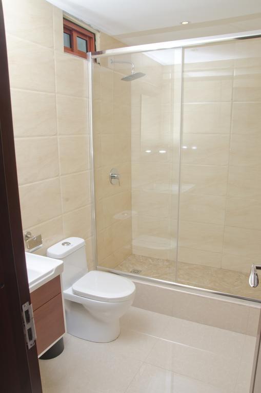 Grand Diamond Hotel Trinidad Piarco ภายนอก รูปภาพ