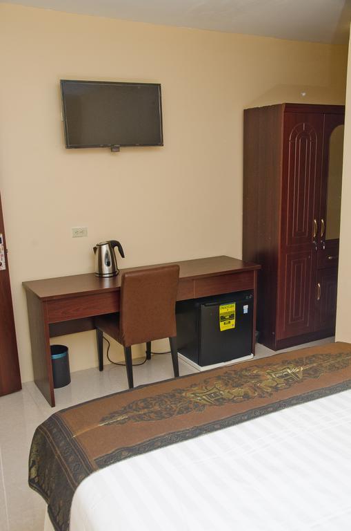 Grand Diamond Hotel Trinidad Piarco ภายนอก รูปภาพ
